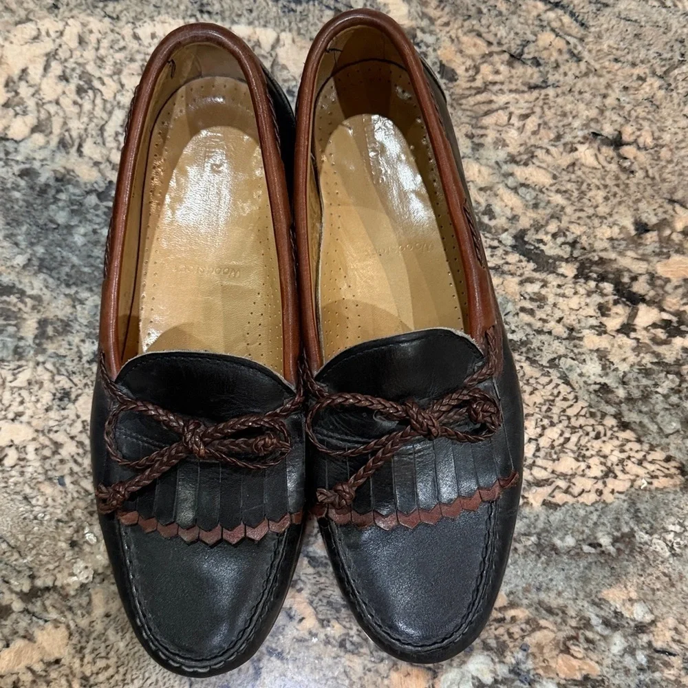 Allen Edmonds Black and Brown Leather Loafers